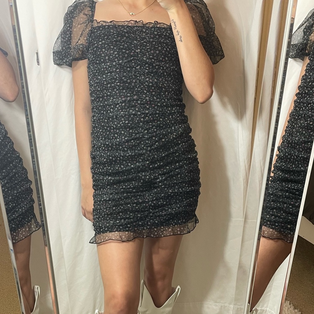 Never worn H&M floral dress